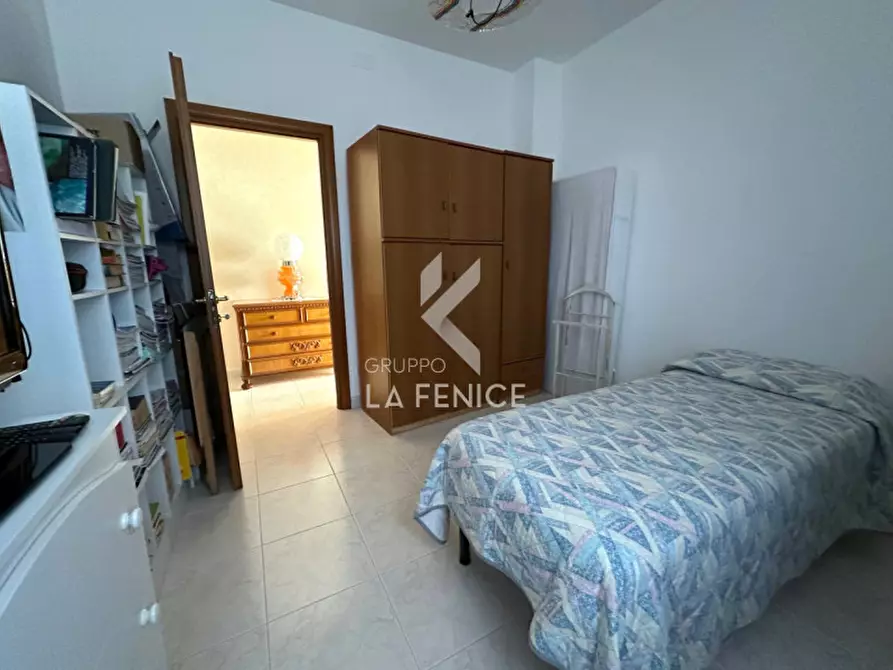 Immagine 27 di Villa in vendita  in strada guardarello 76a a Martina Franca