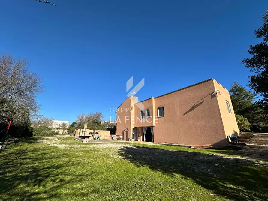 Immagine 39 di Villa in vendita  in strada guardarello 76a a Martina Franca