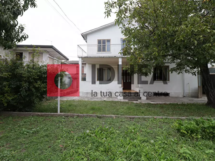 Immagine 1 di Casa indipendente in vendita  in Via Murialdo a Spresiano