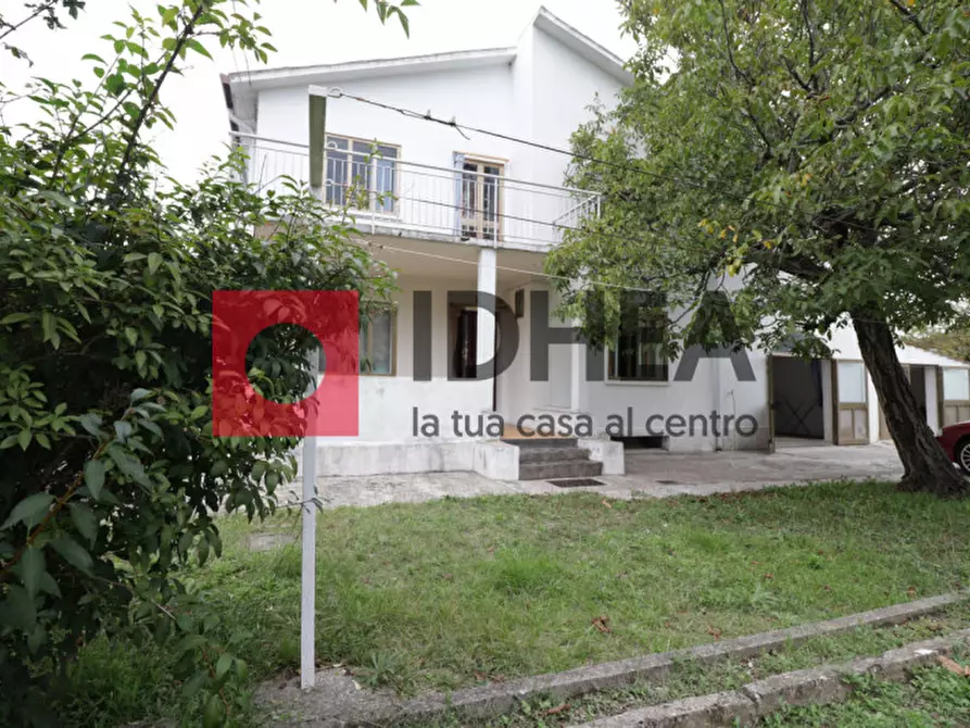 Immagine 2 di Casa indipendente in vendita  in Via Murialdo a Spresiano