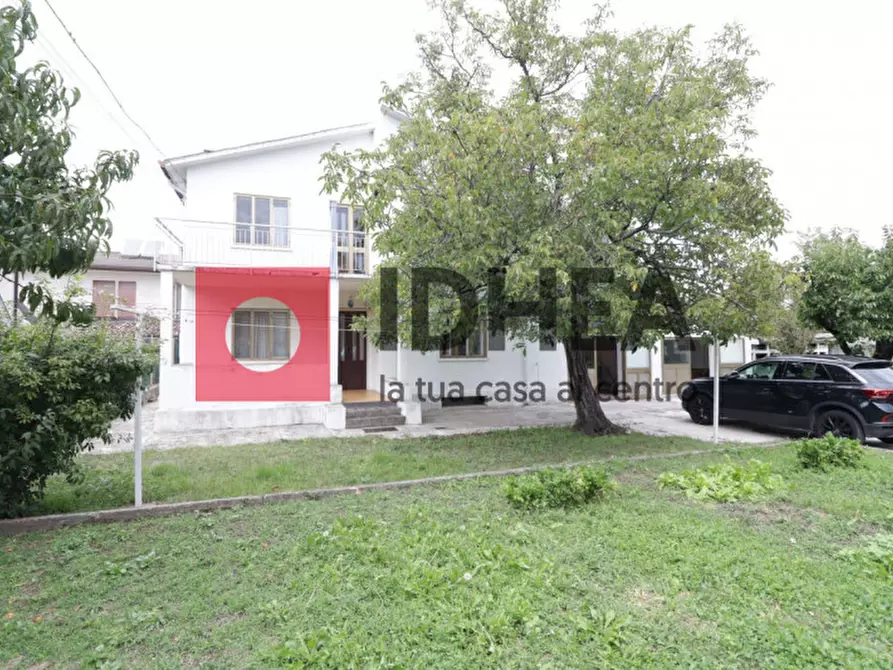 Immagine 4 di Casa indipendente in vendita  in Via Murialdo a Spresiano