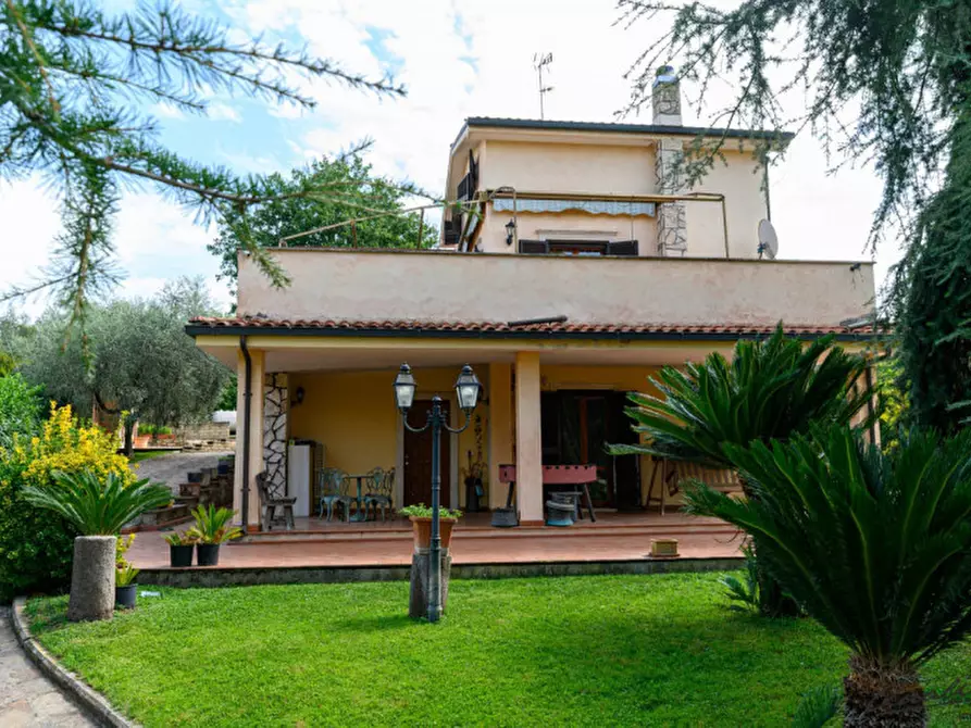 Immagine 2 di Villa in vendita  in Via Vocabolo Campetella a Marcellina