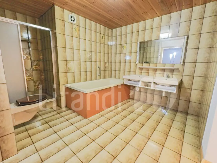 Immagine 13 di Villetta a schiera in vendita  in via palade a Cermes .Tscherms.