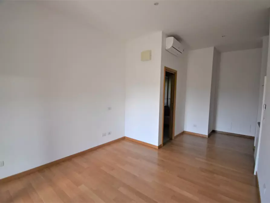 Immagine 11 di Appartamento in affitto  in VIA DELLA FANELLA a Roma