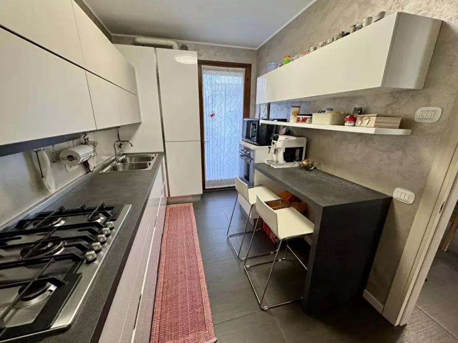 Immagine 3 di Appartamento in vendita  in Via Matteo Molini a Bagnoli Di Sopra