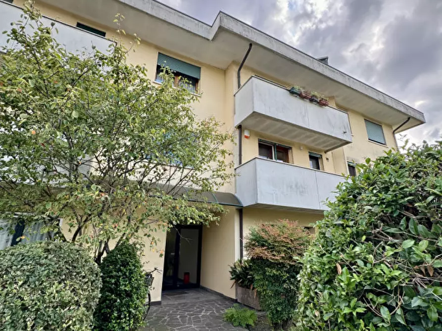 Immagine 5 di Appartamento in vendita  in Via Matteo Molini a Bagnoli Di Sopra