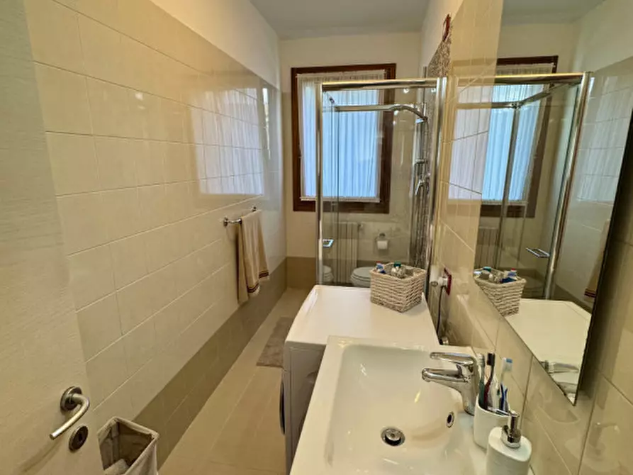 Immagine 8 di Appartamento in vendita  in Via Matteo Molini a Bagnoli Di Sopra