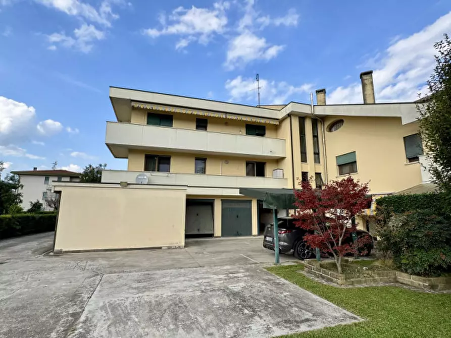 Immagine 15 di Appartamento in vendita  in Via Matteo Molini a Bagnoli Di Sopra