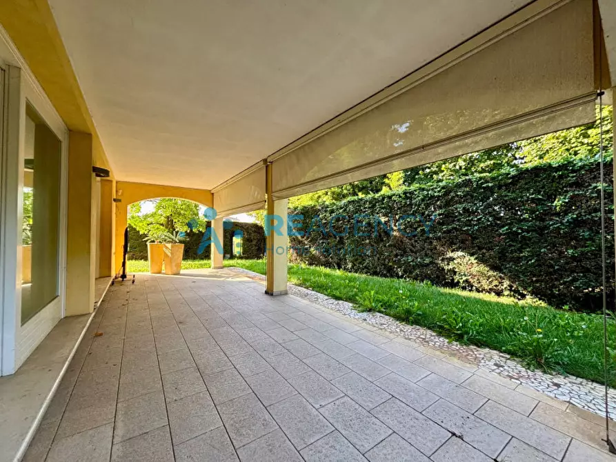 Immagine 10 di Casa indipendente in vendita  in Via Stadio, 2 a Torri Di Quartesolo