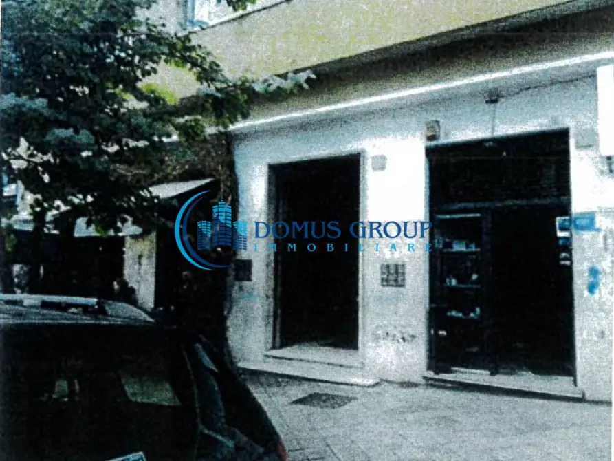 Immagine 4 di Appartamento in vendita  in Via Anton Giulio Barrili a Roma