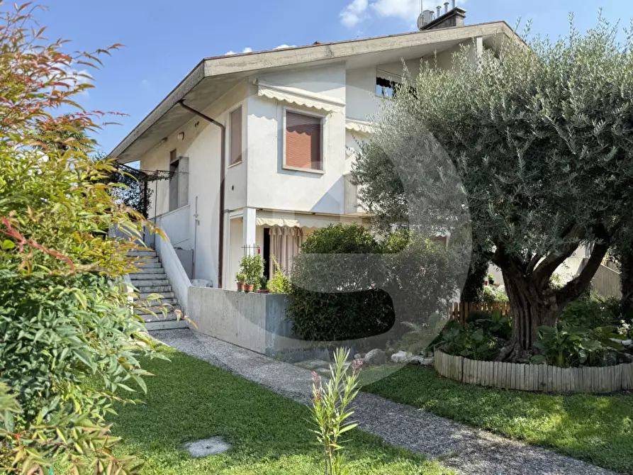 Immagine 1 di Appartamento in vendita  a Camposampiero