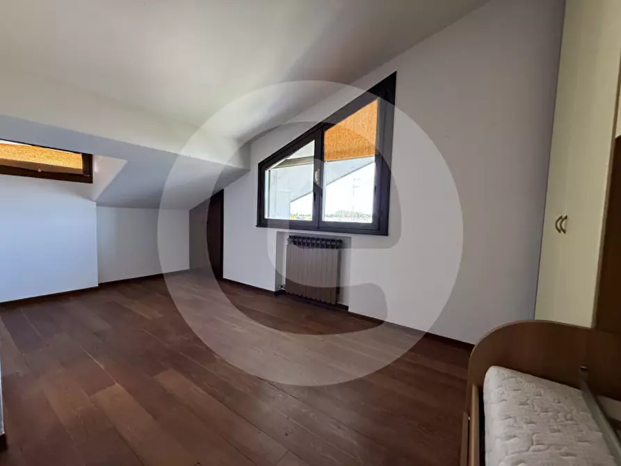 Immagine 14 di Appartamento in vendita  a Camposampiero