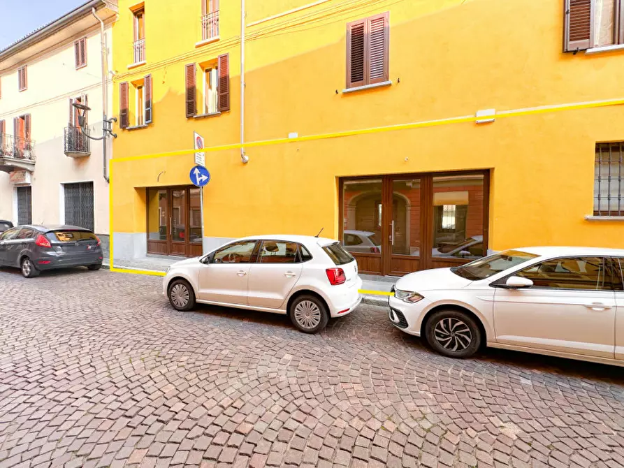 Immagine 4 di Negozio in vendita  in Via Dante Alighieri,31 a Carpignano Sesia