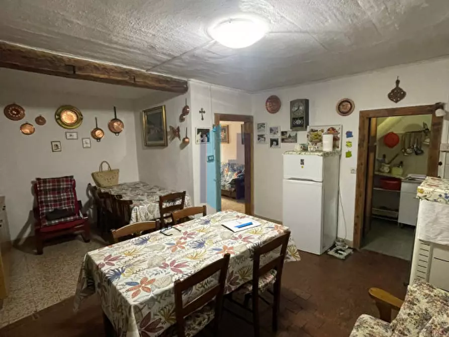 Immagine 3 di Villetta a schiera in vendita  in via Dossello 10 a Capovalle