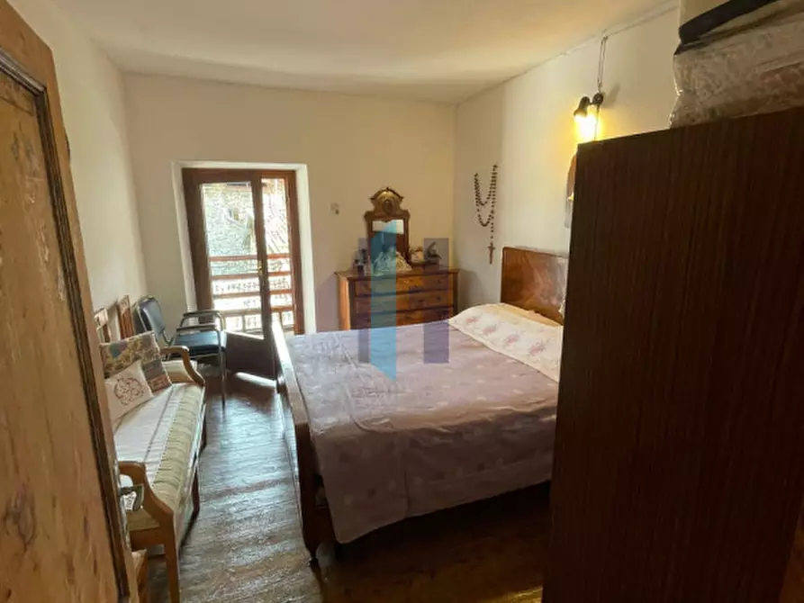 Immagine 6 di Villetta a schiera in vendita  in via Dossello 10 a Capovalle