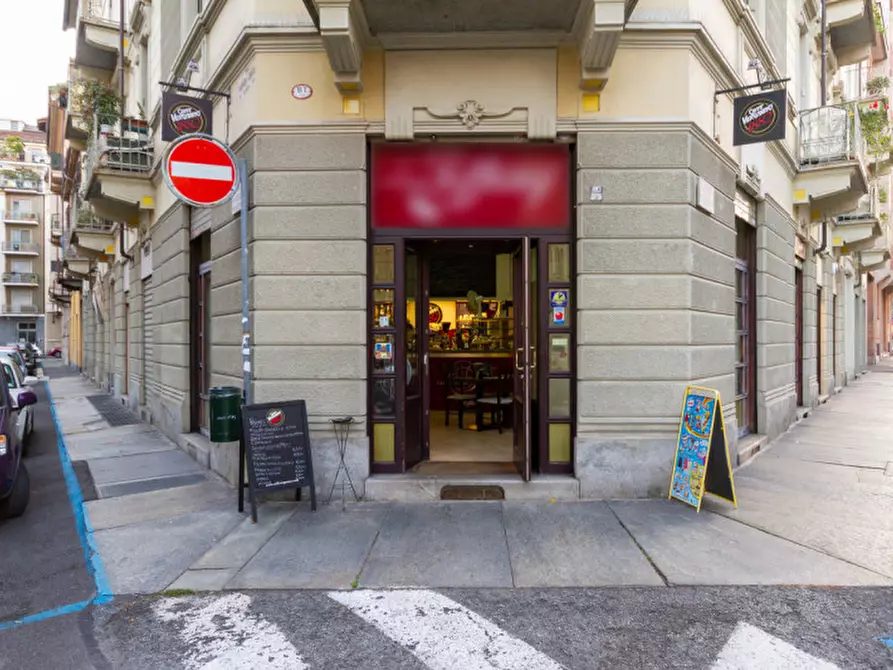 Immagine 8 di Attività commerciale in vendita  in Via Vincenzo Gioberti a Torino