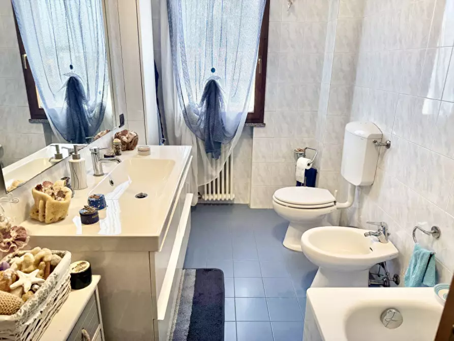 Immagine 26 di Villetta a schiera in vendita  in Via Antonio Gramsci n. 19 a Sissa Trecasali