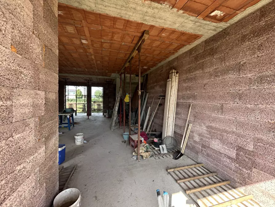 Immagine 6 di Casa trifamiliare in vendita  in Via Giovanni Paolo I a Campodoro