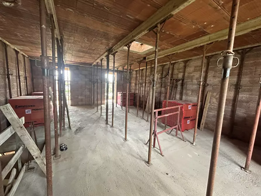 Immagine 11 di Casa trifamiliare in vendita  in Via Giovanni Paolo I a Campodoro