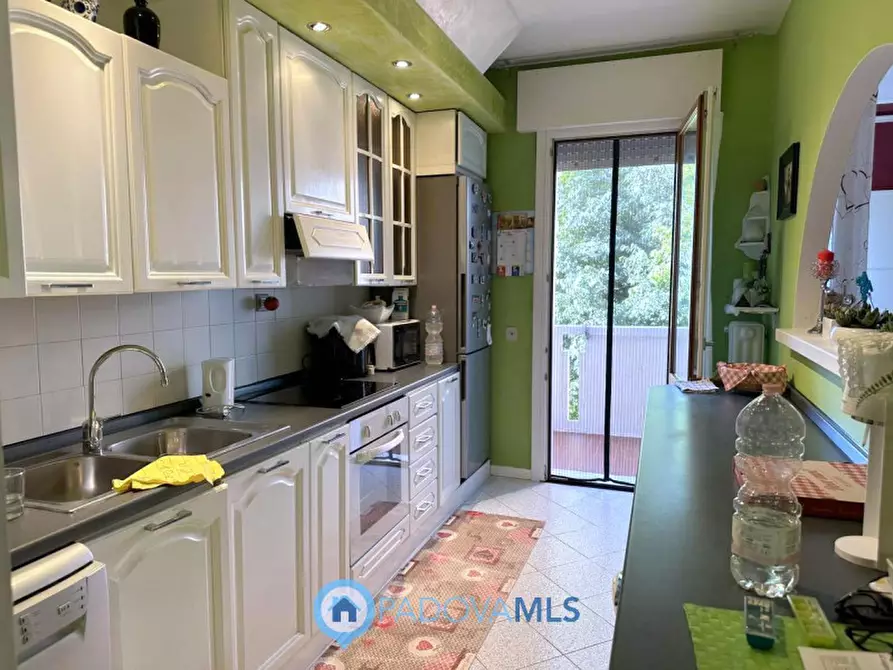 Immagine 8 di Appartamento in vendita  in Via Antonio Tonzig a Padova