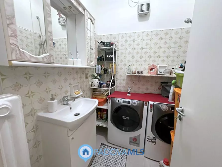 Immagine 25 di Appartamento in vendita  in Via Antonio Tonzig a Padova