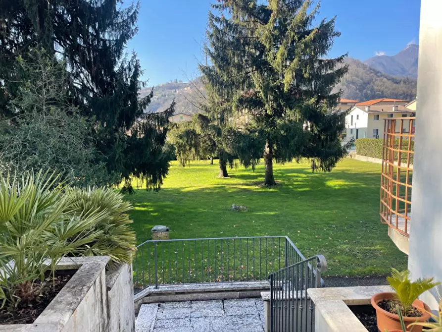 Immagine 2 di Casa indipendente in vendita  in Via Ortigara a Valdagno