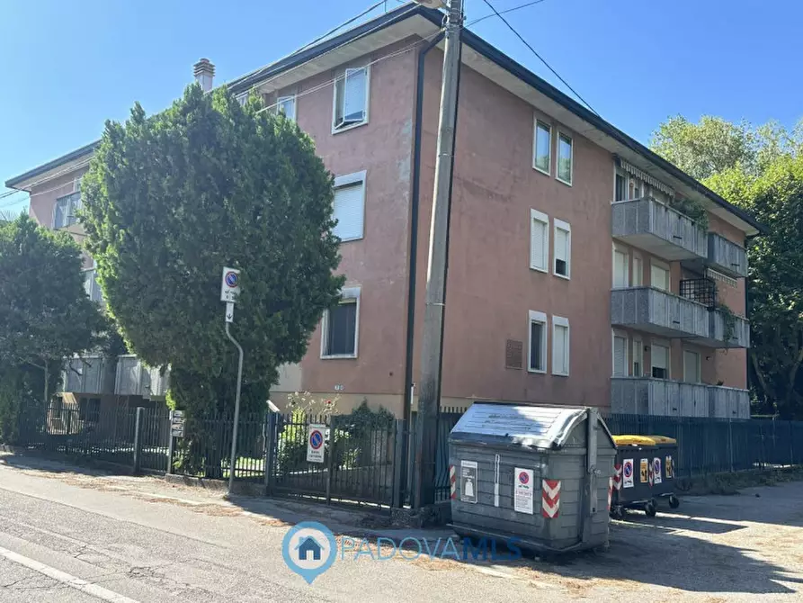 Immagine 35 di Appartamento in vendita  in via Antonio Tanzig 1G a Padova
