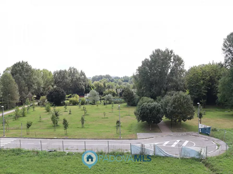 Immagine 3 di Appartamento in vendita  in Via Ragazzi del '99 a Padova
