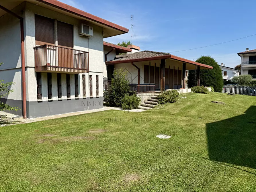 Immagine 19 di Villa in vendita  a Limena