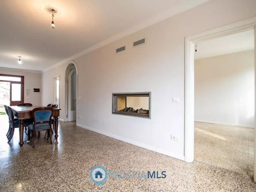 Immagine 2 di Casa indipendente in vendita  in Via Isonzo a Vigonza