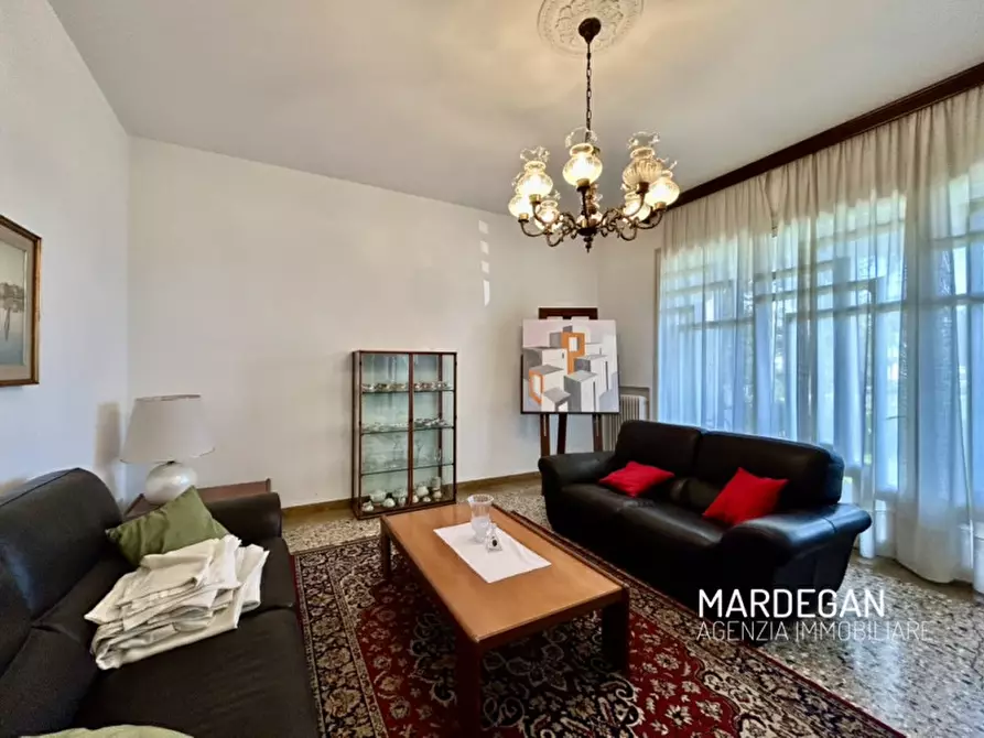 Immagine 2 di Casa bifamiliare in vendita  in VIA PASUBIO a San Martino Di Lupari