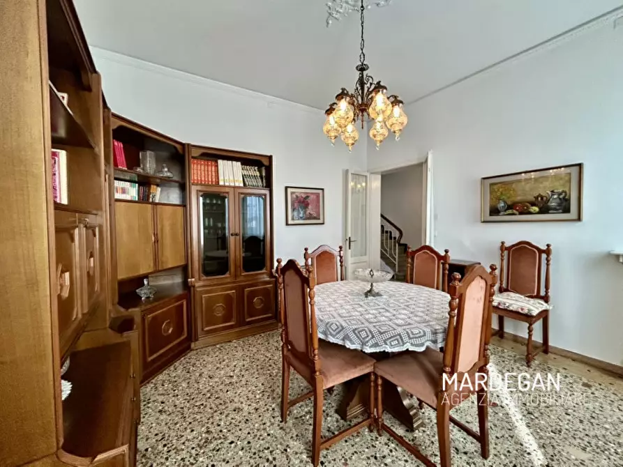 Immagine 4 di Casa bifamiliare in vendita  in VIA PASUBIO a San Martino Di Lupari