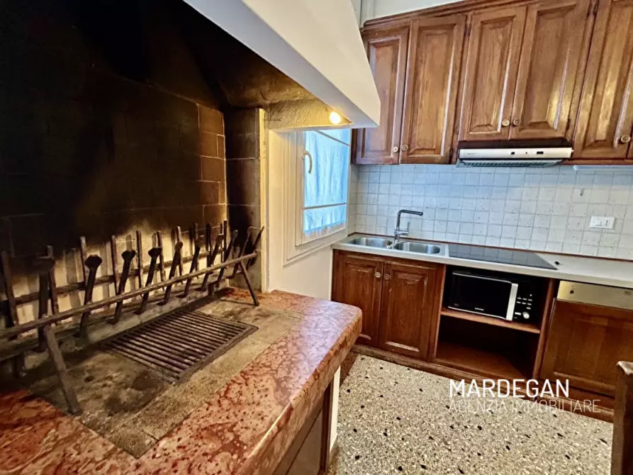 Immagine 10 di Casa bifamiliare in vendita  in VIA PASUBIO a San Martino Di Lupari