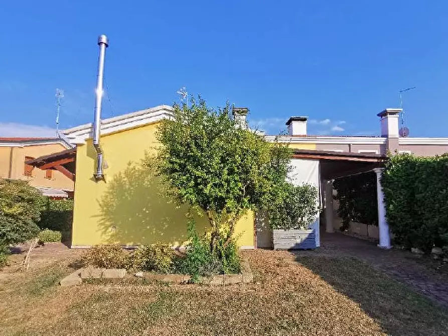 Immagine 2 di Casa bifamiliare in vendita  in Via Danubio, 108 a San Donà Di Piave
