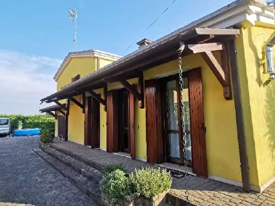 Immagine 3 di Casa bifamiliare in vendita  in Via Danubio, 108 a San Donà Di Piave
