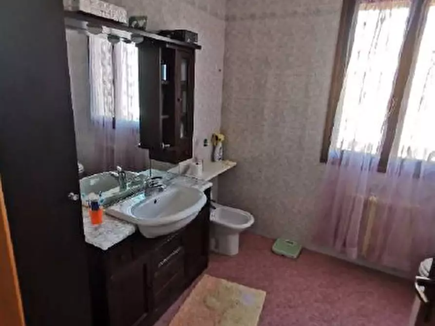 Immagine 11 di Casa bifamiliare in vendita  in Via Danubio, 108 a San Donà Di Piave