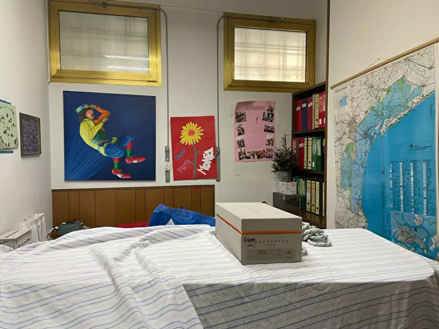 Immagine 21 di Negozio in vendita  in Stra P.zza Marconi a Stra