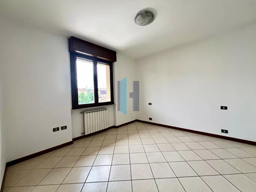 Immagine 6 di Appartamento in vendita  in via San Polo 180d a Brescia