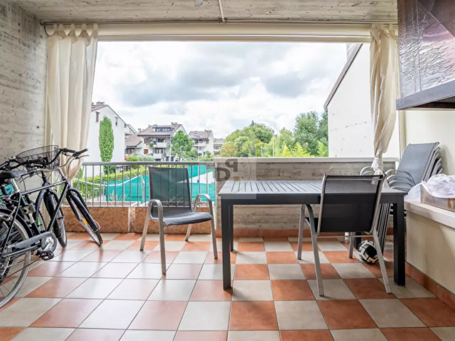 Immagine 3 di Appartamento in vendita  a Desenzano Del Garda