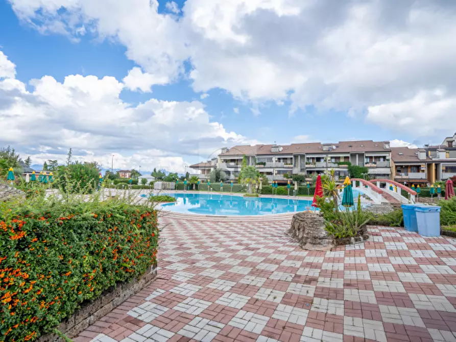 Immagine 35 di Appartamento in vendita  a Desenzano Del Garda