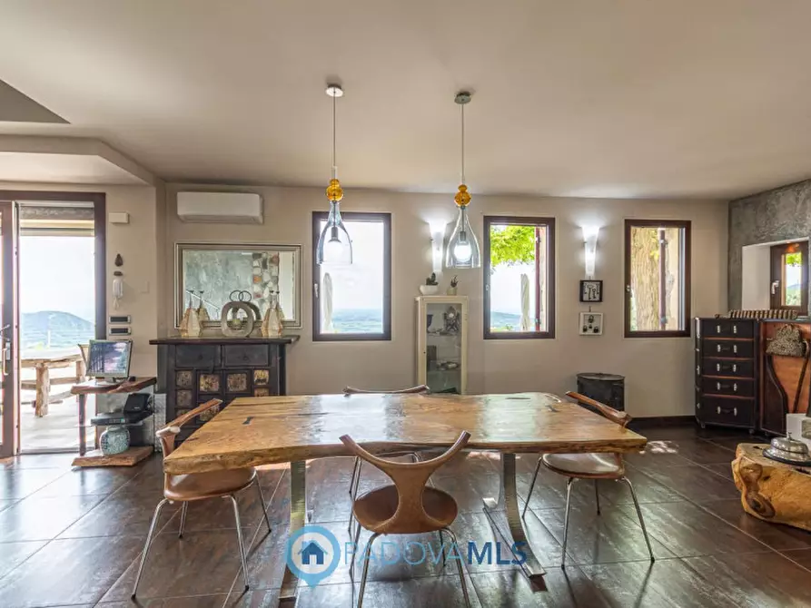 Immagine 16 di Villa in vendita  in Via Fontanelle a Arqua' Petrarca