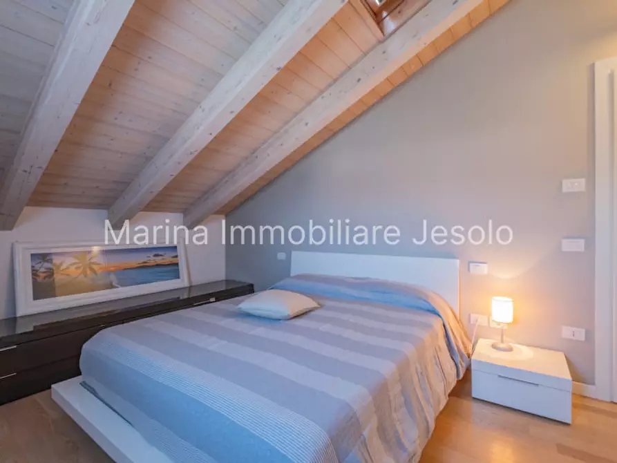 Immagine 22 di Villa in vendita  in Via Cavalieri di Vittorio Veneto a Jesolo