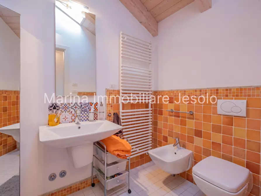 Immagine 27 di Villa in vendita  in Via Cavalieri di Vittorio Veneto a Jesolo