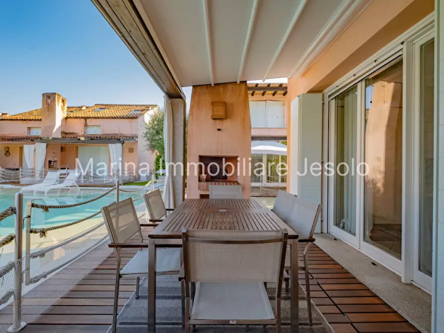 Immagine 33 di Villa in vendita  in Via Cavalieri di Vittorio Veneto a Jesolo