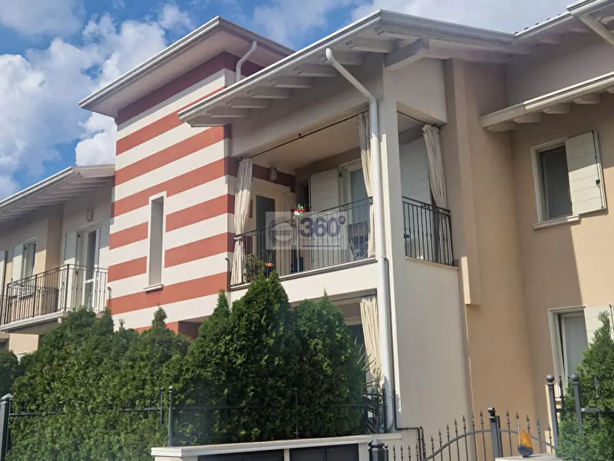 Immagine 2 di Appartamento in vendita  in Via Nikolajewka a Rodengo-Saiano