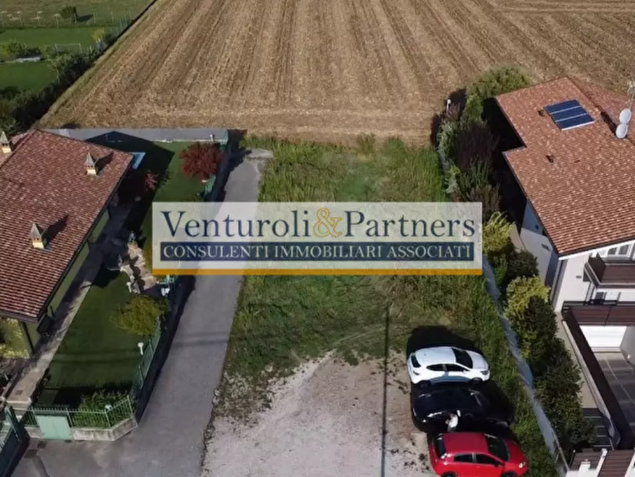 Immagine 1 di Terreno in vendita  in via malocco a Lonato del Garda