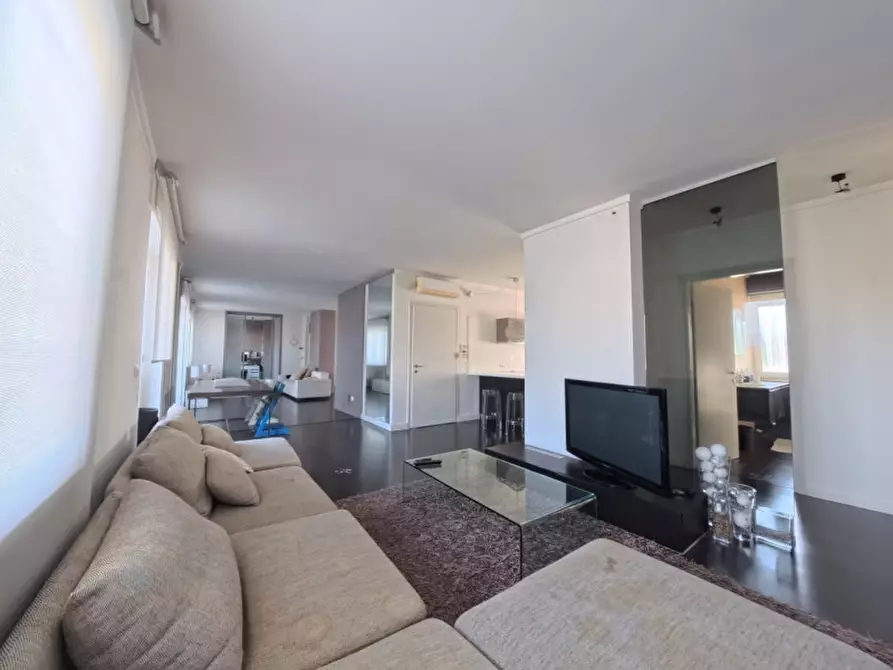 Immagine 5 di Casa bifamiliare in vendita  in Via Gallerio 21/23 a Tricesimo