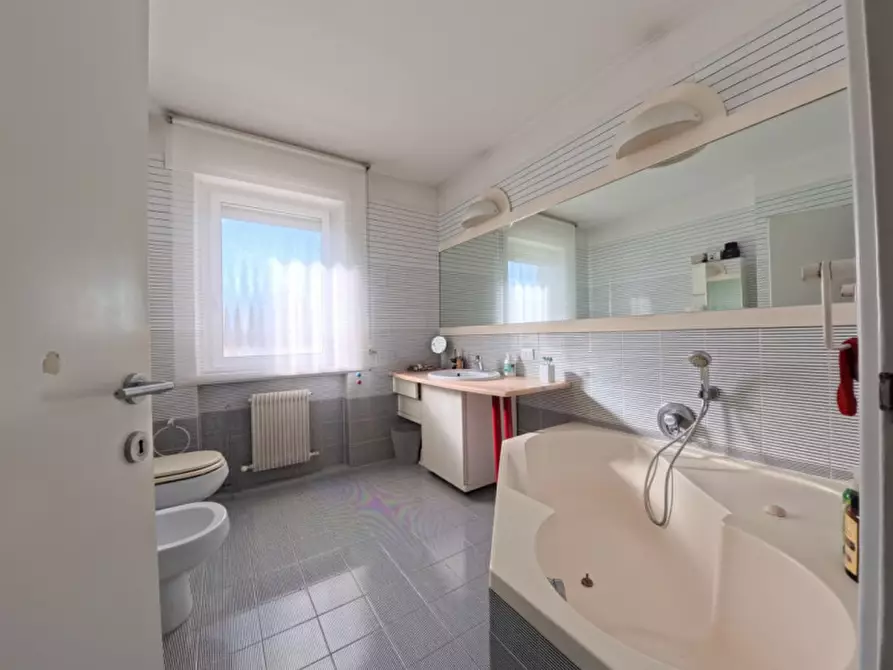 Immagine 11 di Casa bifamiliare in vendita  in Via Gallerio 21/23 a Tricesimo