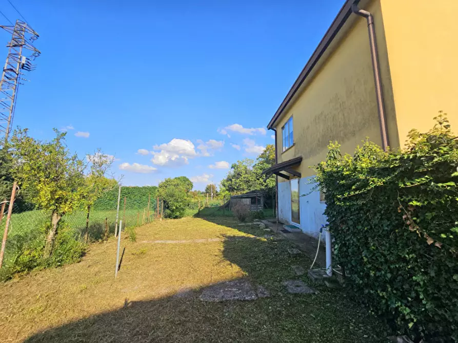 Immagine 10 di Casa bifamiliare in vendita  in VIA MONTE FIORIN a Monselice