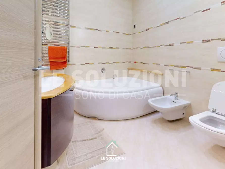 Immagine 32 di Casa indipendente in vendita  in via piazza vecchia 5 a Castellana Grotte